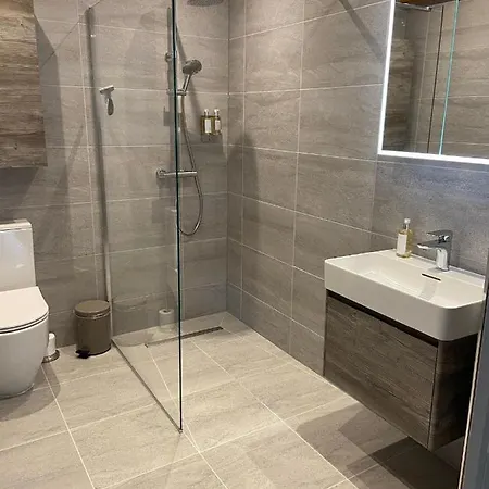 Yorkshire Dales 18 Premium Family Holiday home *